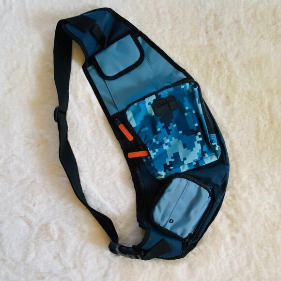 Y2K Old Navy Blue Camouflage Crossbody Sling Backpack Rave Bag Vintage - Picture 1 of 8